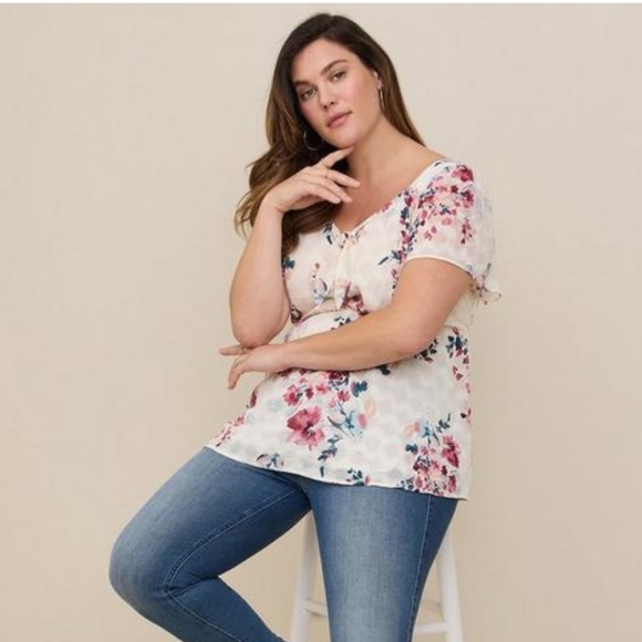 NWT Torrid Chiffon Fit and Flare Blouse - Picture 3 of 5